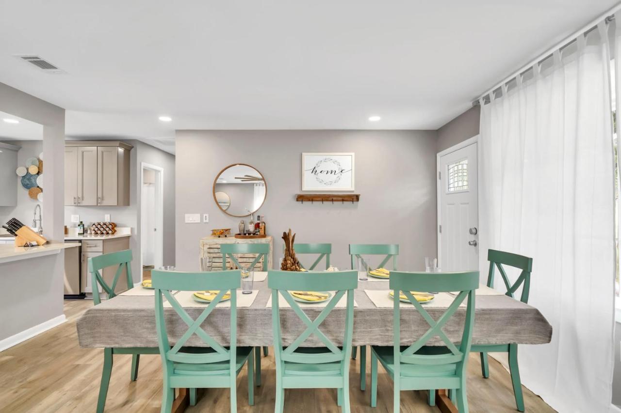 Magnolia - Family-friendly Comforts, Tvs, Grill & Just Steps To The Beach! Hébergement de vacances *