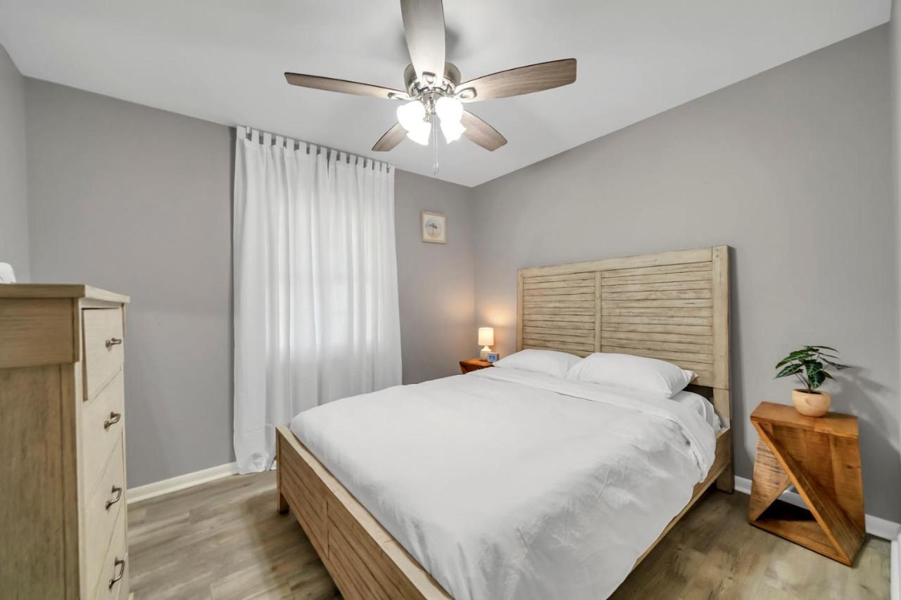 Magnolia - Family-friendly Comforts, Tvs, Grill & Just Steps To The Beach!