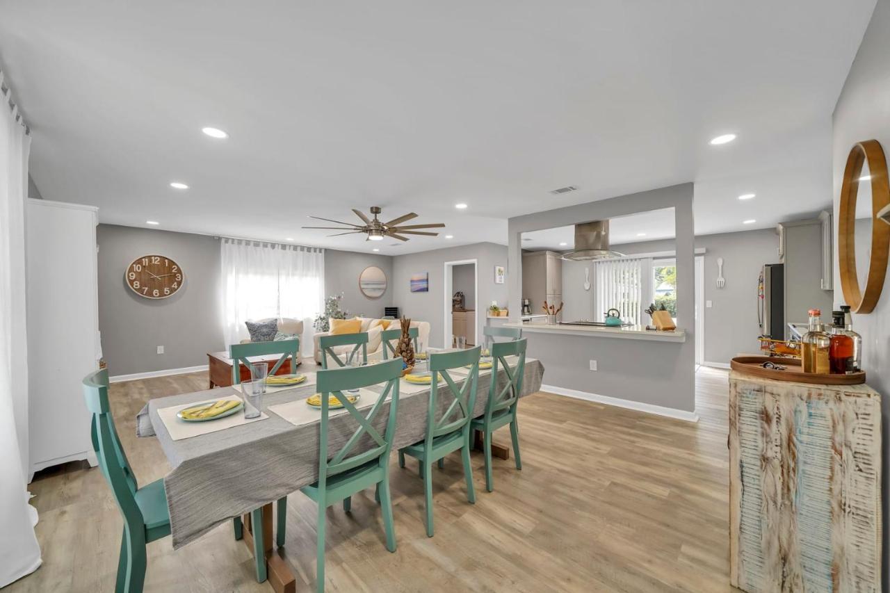 Magnolia - Family-friendly Comforts, Tvs, Grill & Just Steps To The Beach! Hébergement de vacances Fort Walton Beach