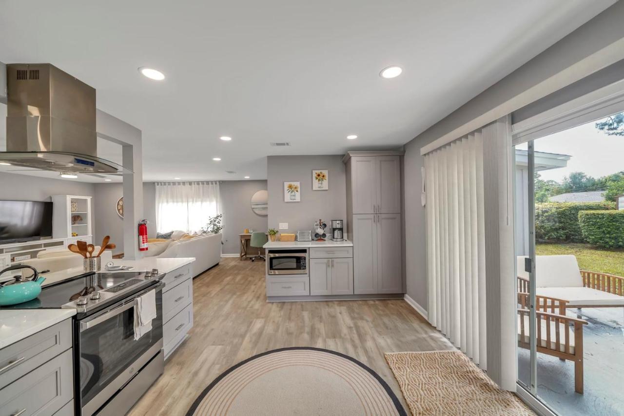 Magnolia - Family-friendly Comforts, Tvs, Grill & Just Steps To The Beach! * Fort Walton Beach